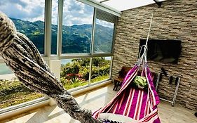 La Vista EcoHouse
